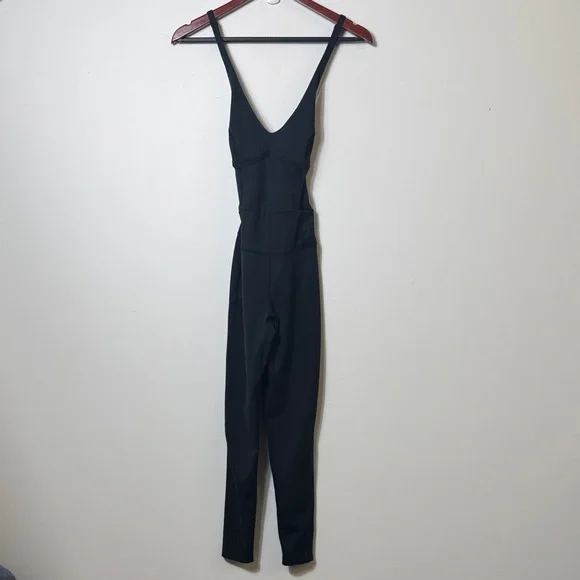 Free people What A Feeling V-Neck Onesie jumpsuit xs - Picture 3 of 6